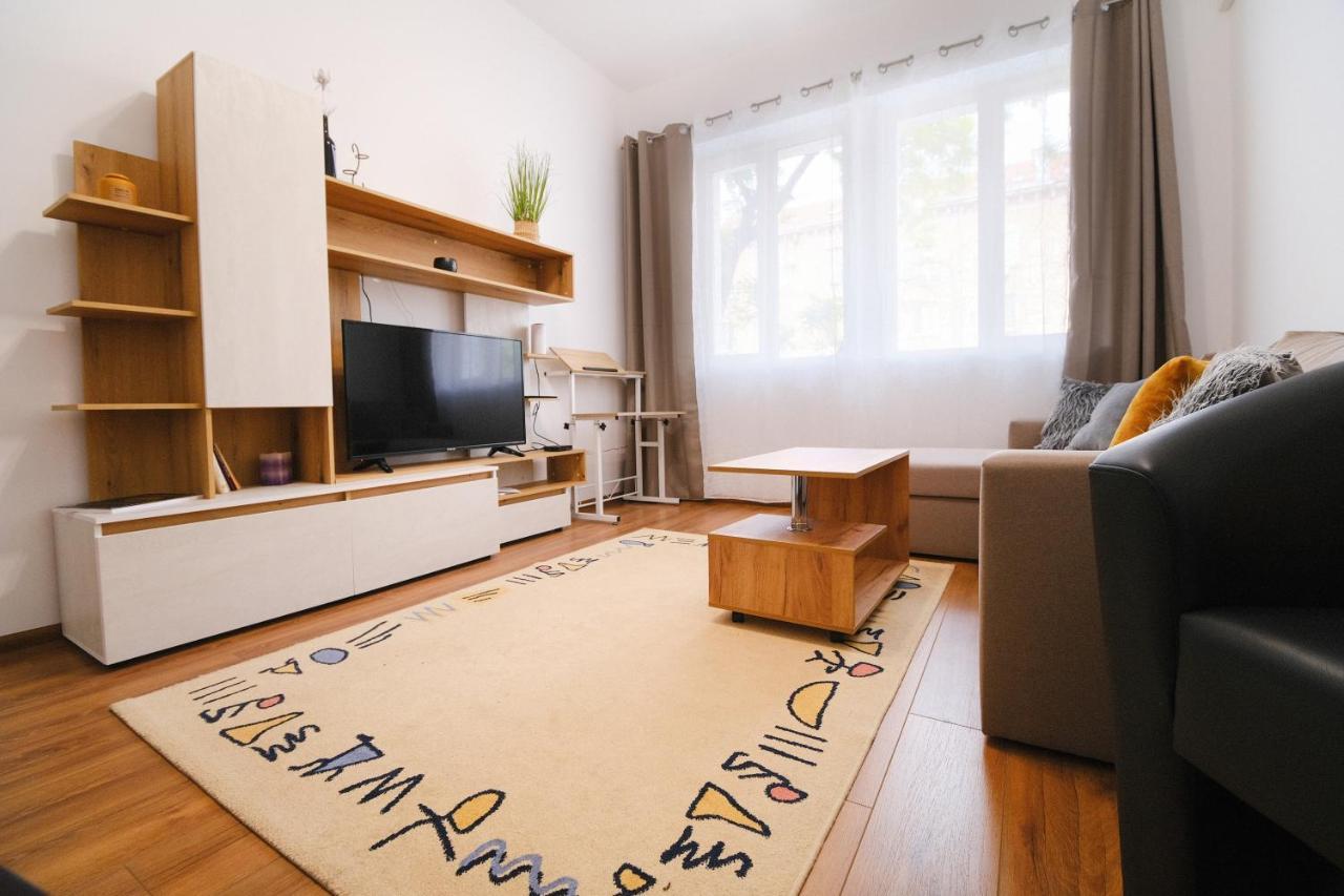 Apartment In The City Center Plovdiv Exterior photo