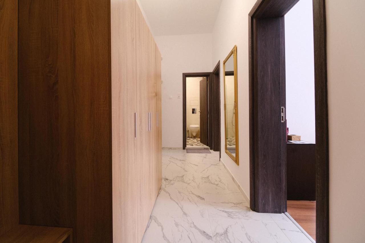 Apartment In The City Center Plovdiv Exterior photo